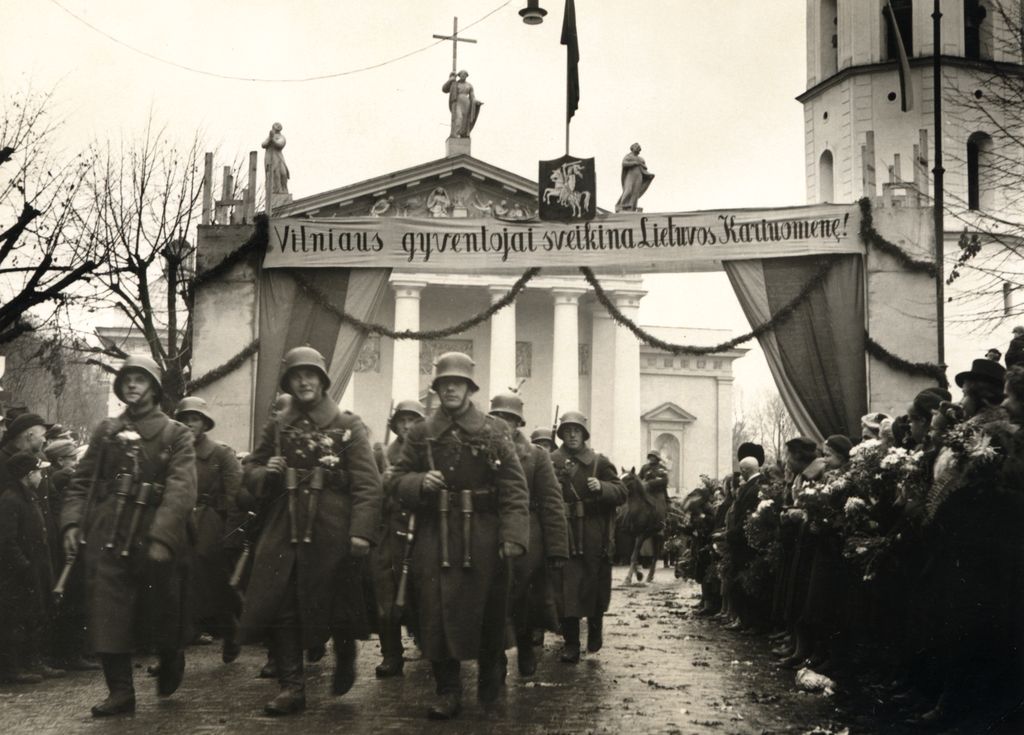 1939