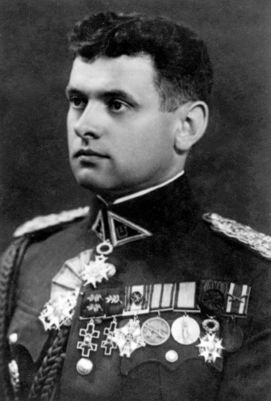 1933
